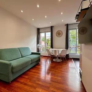 https://residence-4t.fr-paris.fr